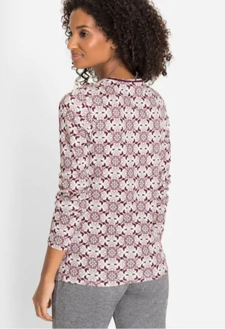 ALLOVER PRINT JEWEL NECK TOP