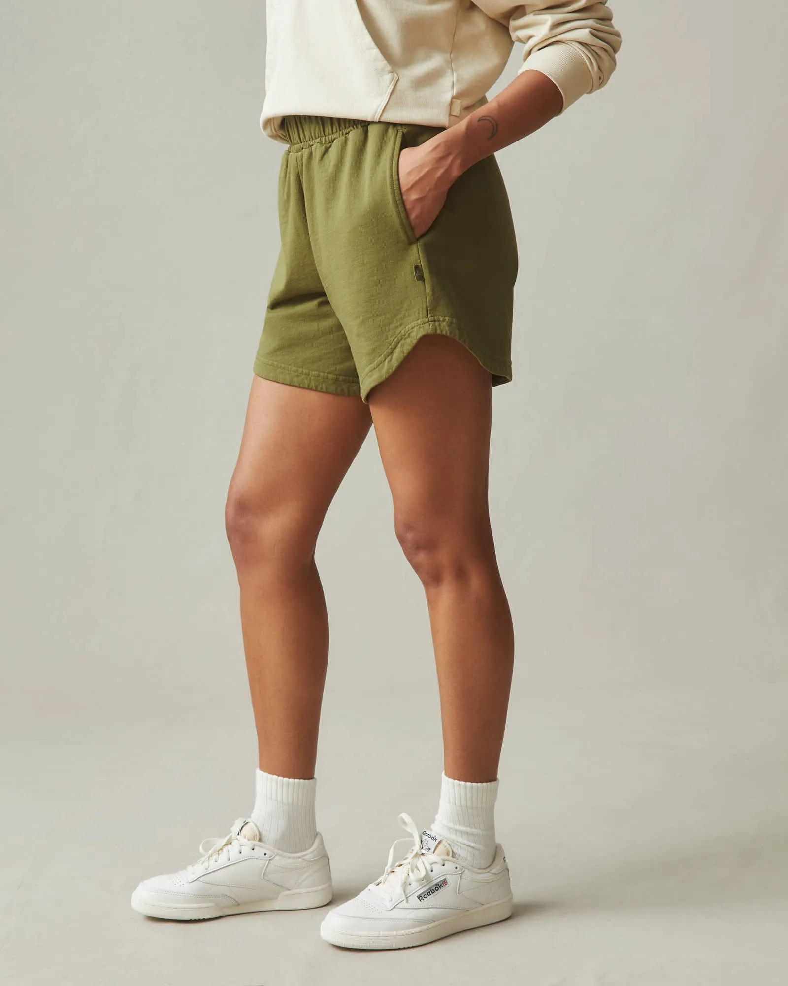 Curved Hem Short - Capulet Olive