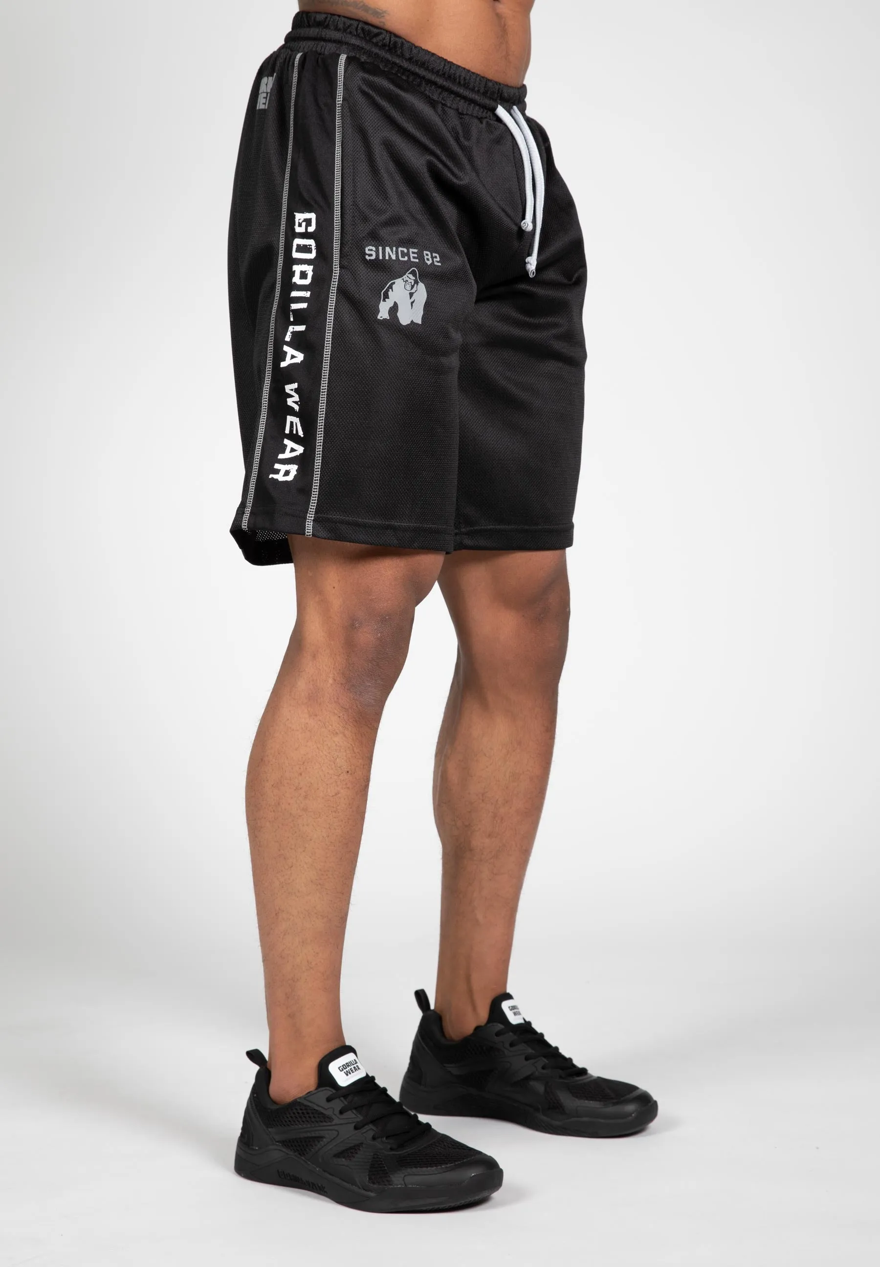 Functional Mesh Shorts - Black/White