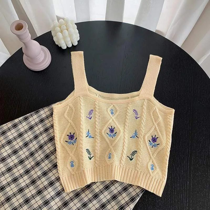 Women's Cute Flower Embroidered Kintted Crop Tops